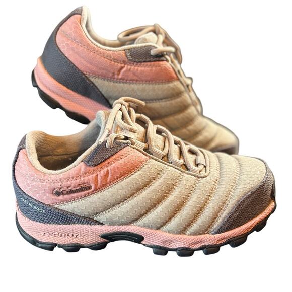 Columbia Techlite Kids Waterproof Hiking Shoes Omni-Grip Gray Pink Size 2 - Picture 1 of 6
